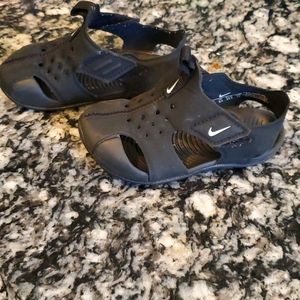 Toddler Nike Sandals! Size 7C